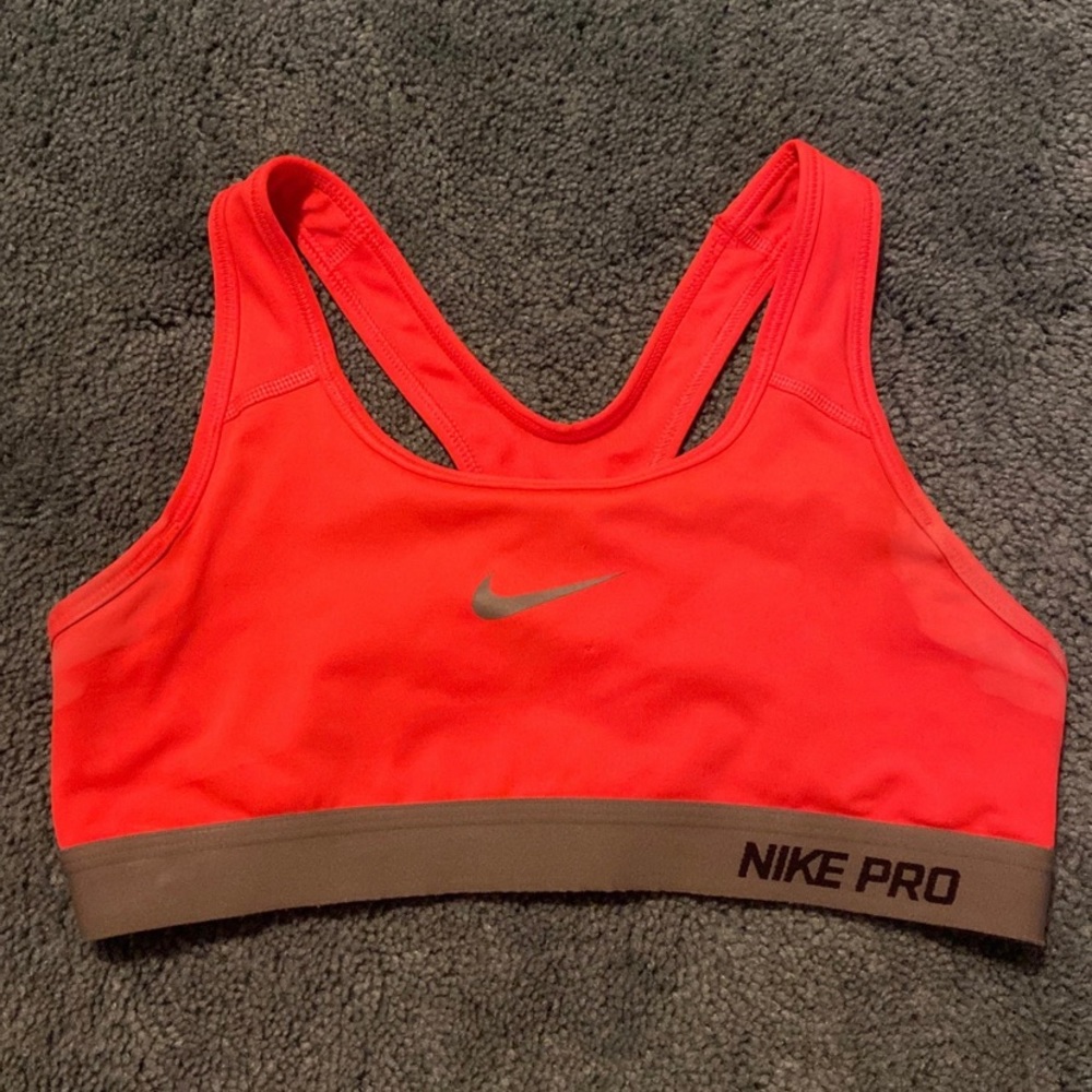 Nike Pro Sports Bra